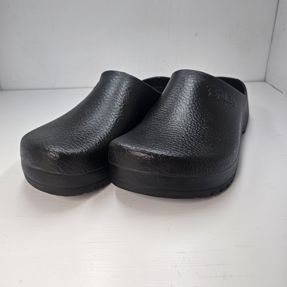 Men's Black Slip-On Comfort Clogs